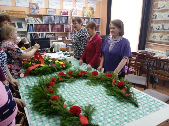 Подготовка к 9 мая в Центральной библиотеке (6)