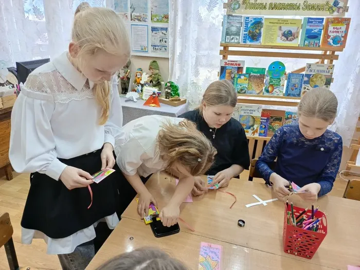 Закладка для порядка - мастер - класс в Детской библиотеке (5)