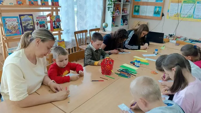 Экскурсия в Боговарово, РВО Дружные ребята, Новинская б-ка (8)