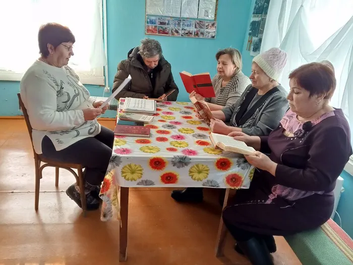 Стариковская поселенческая библиотека. Стариковский сельский клуб. Патриотический час  «Пусть помнят живые, пусть знают потомки». (2)