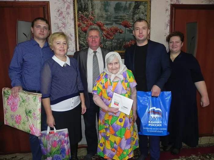 Аристова Т.Д.принимает поздравления с юбилеем