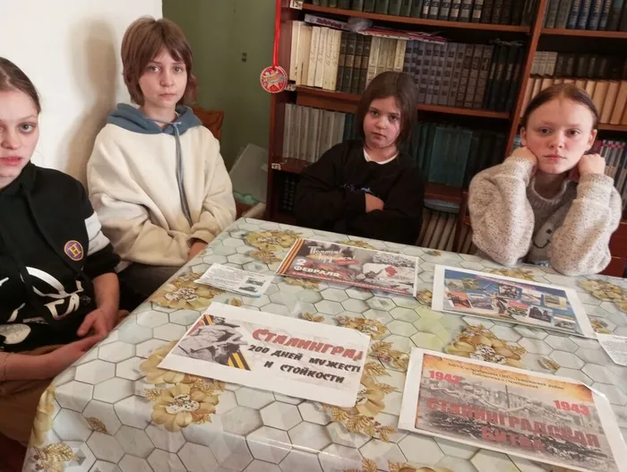 Соловецкая поселенческая библиотека. Урок мужества «Великий Сталинград».