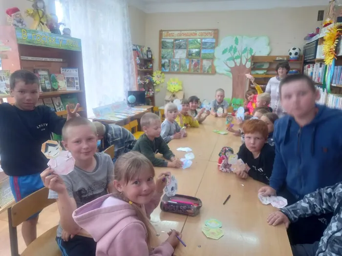 Дети на мастер - классе Матрёшка (2)