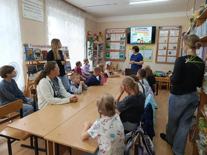Клуб Любознайка, Детская б-ка (1)