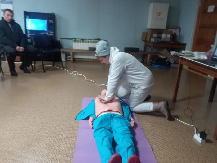 Оказание первой помощи в организациях Октябрьского округа (2)