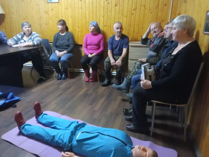 Оказание первой помощи в организациях Октябрьского округа (10)