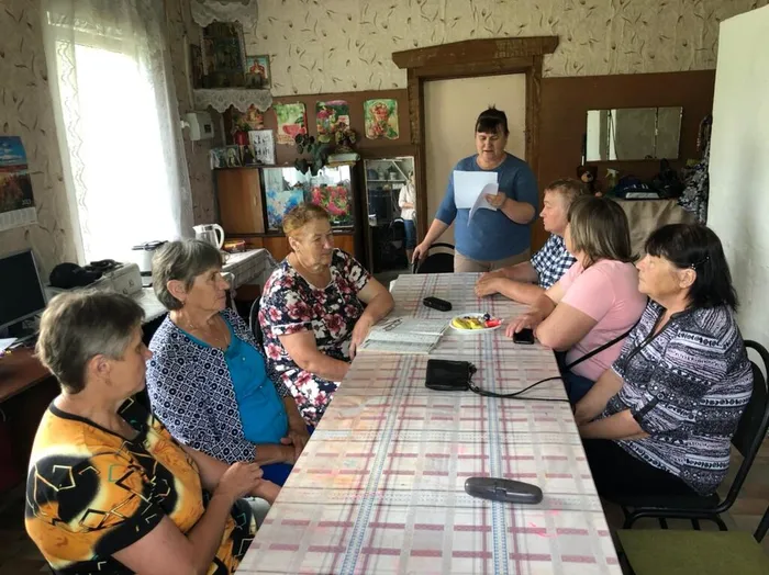 Вот такой Достоевский... - тематический час в Луптюгской библиотеке