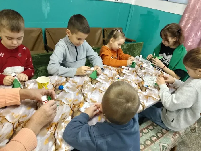 Новогодние мероприятия в Лебедевской библиотеке (5)