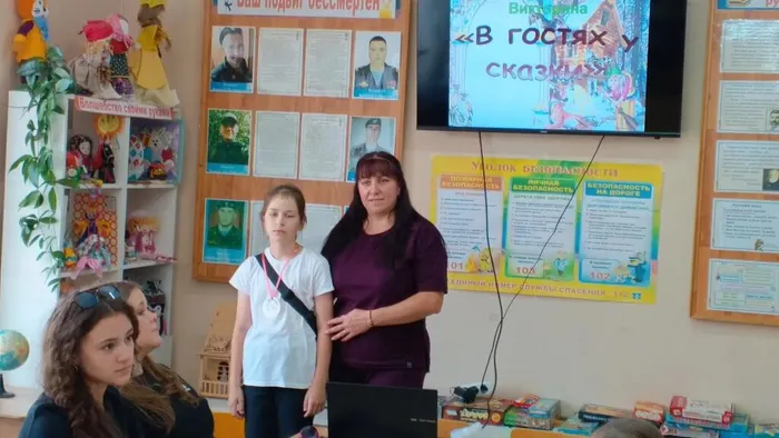 Экскурсия в Боговарово, РВО Дружные ребята, Новинская б-ка (10)