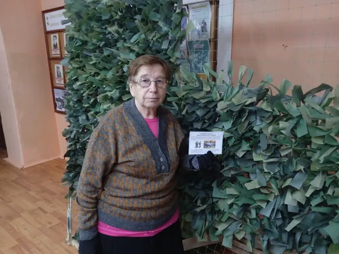 Информационная патриотическая акция в День Неизвестного солдата. ЦБ (3)