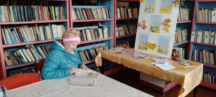 Выставка к Дню пожилого человека (5)