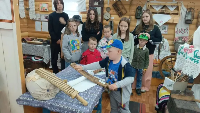 Экскурсия в Боговарово, РВО Дружные ребята, Новинская б-ка (6)