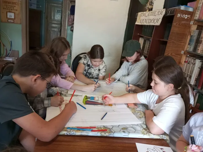Соловецкая поселенческая библиотека. РВО «РМиД». «Путешествие в мир народных костюмов народов России». (4)