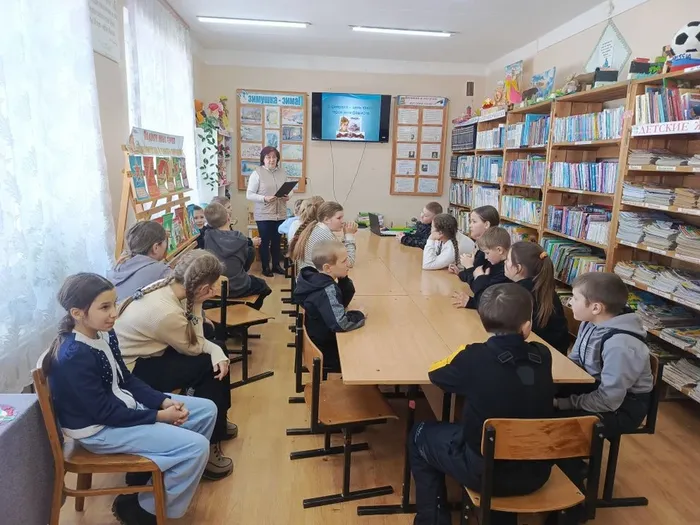 Герои - антифашисты. Час памяти в детской библиотеке (8)