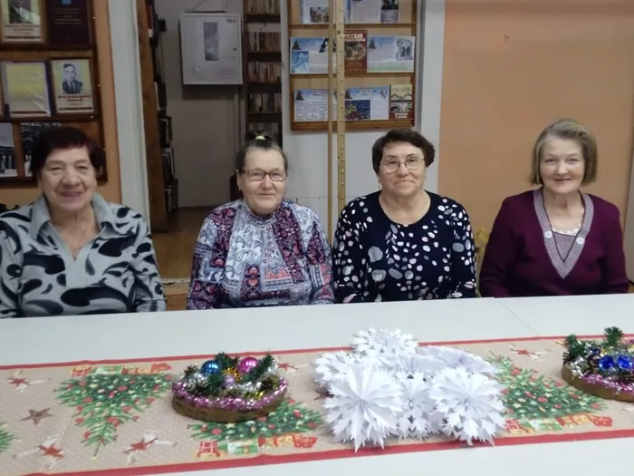 Новогодний мастер - класс в ЦБ. (1)