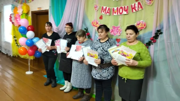 Мероприятия к дню Матери в Луптюге (14)