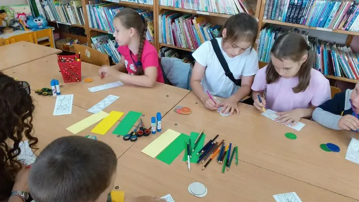 Экскурсия в Боговарово, РВО Дружные ребята, Новинская б-ка (9)