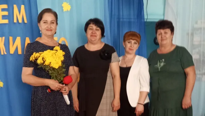 Стариковская поселенческая библиотека. Стариковский сельский клуб. Мероприятия, посвященные Дню пожилого человека и Дню учителя.  2