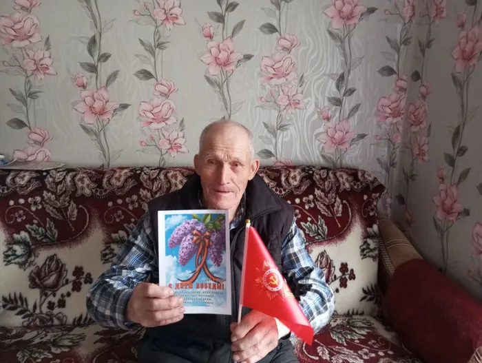 Соловецкая поселенческая библиотека. Поздравительная акция с Днем Победы