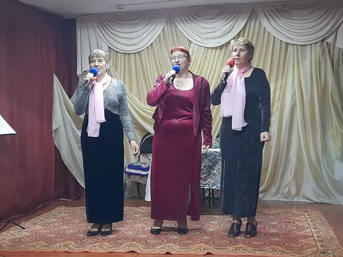 Мероприятия к дню Матери в Луптюге (19)