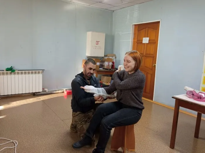 Оказание первой помощи в организациях Октябрьского округа (7)