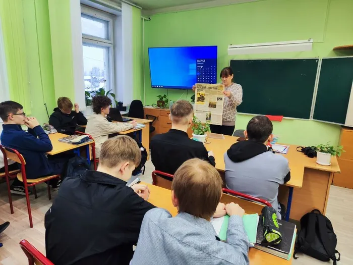 Библио - урок в 8 б.