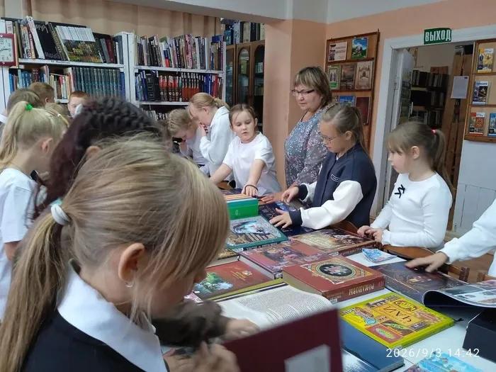 Знакомство с книгами Губернаторской библиотеки 1