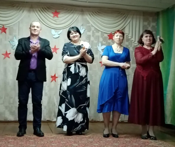 Праздничный концерт в Луптюге.